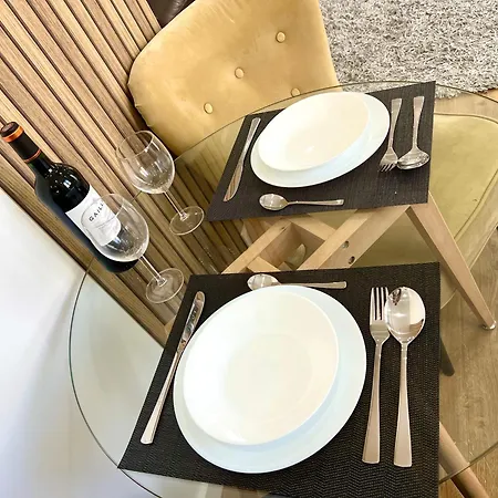 Luxurino 3 Apartment Launaguet