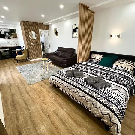 Luxurino 3